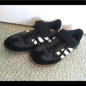 Adidas Samba Women’s Indoor Soccer Cleats